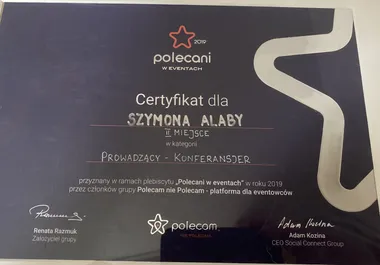 Certyfikat Polecani w Eventach 2019 dla Szymona Alaby: II miejsce w kategorii Prowadzący – Konferansjer