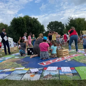 Mazopiknik gra rodzinna Monopoly Mazowsze. jpg